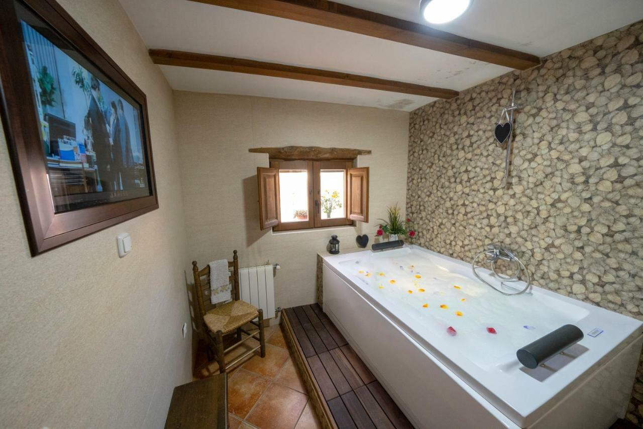 Reul Alto Cortijos Rurales Guest House Laroya Bagian luar foto
